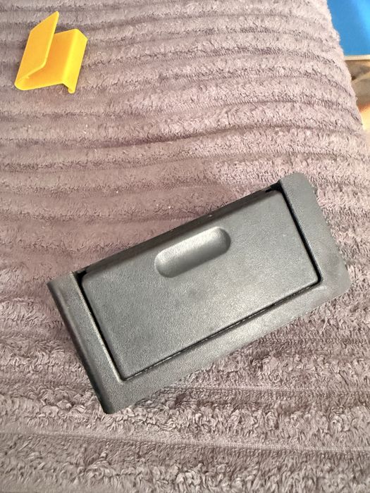 Пепельница на Bmw e 36