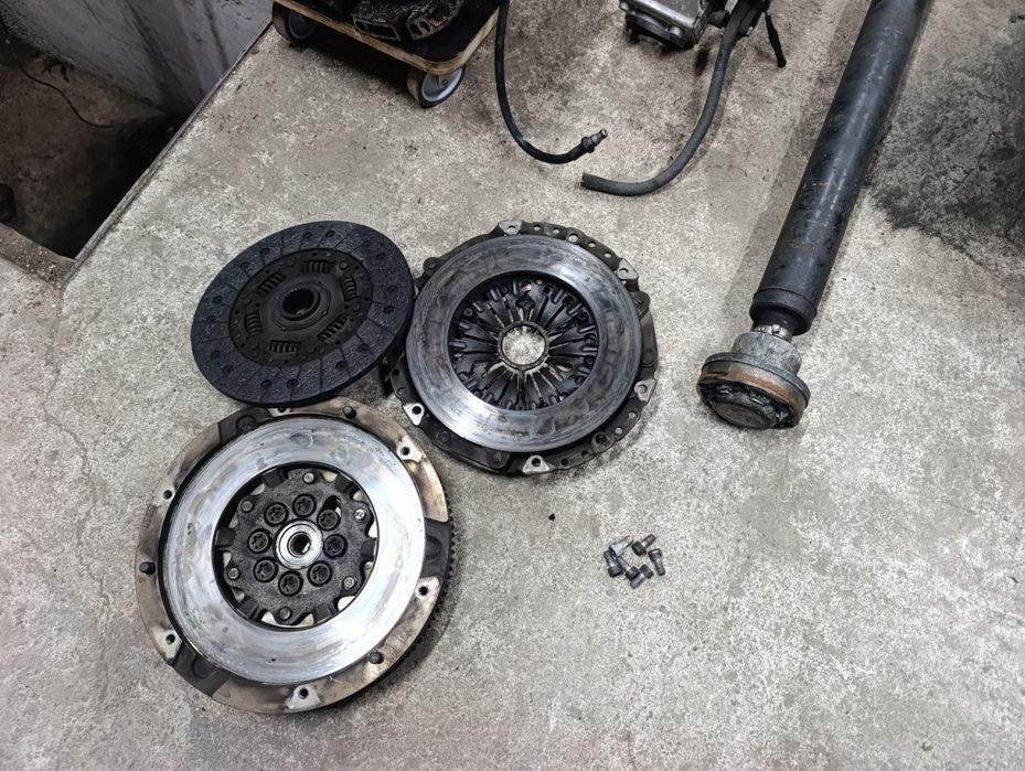 Е46 330д 204к.с ръка 6ск