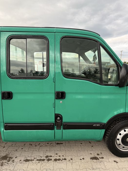 Renault Master 2.5 dCi platformă cu cabină dublă – 7 locuri –
