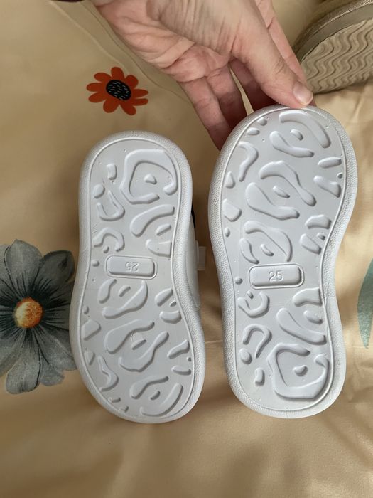 Обувки момиче 25н.