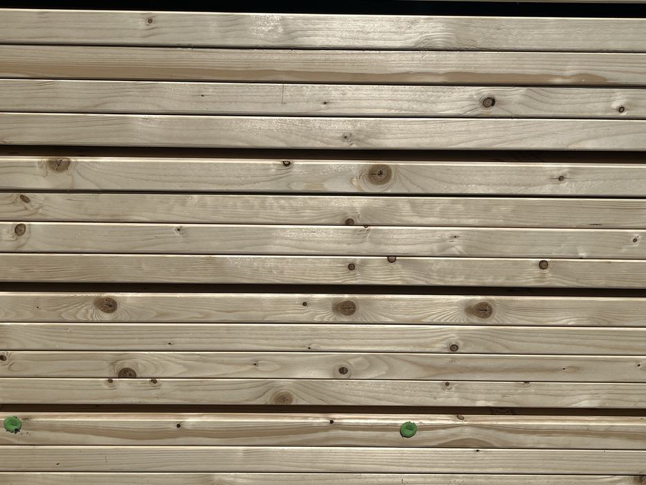 Сухи ребра, греди, конструктивна дървесина C24