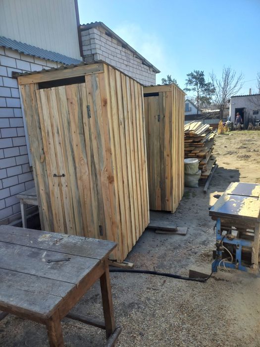 Продаю уличные туалеты