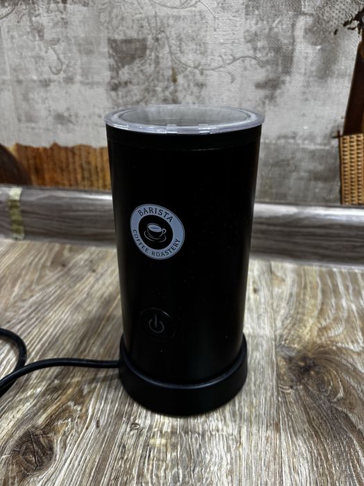 Кофемашина + для взбивание молока