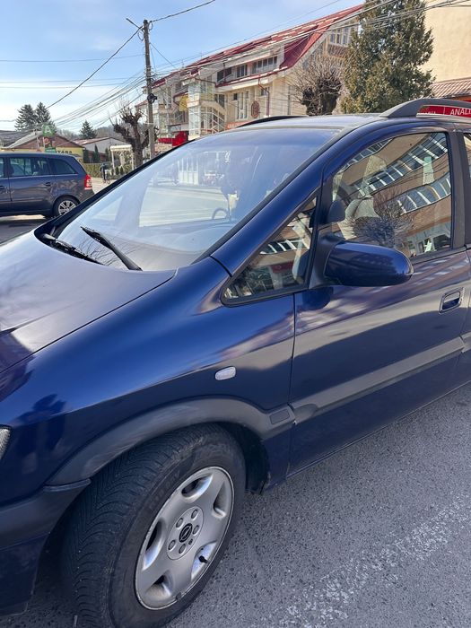 Opel Zafira 1.6 Benzina