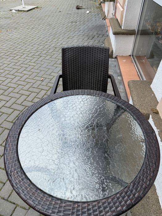 ИЗГОДНО!!! Продавам маси и столове! ИЗГОДНО!!!