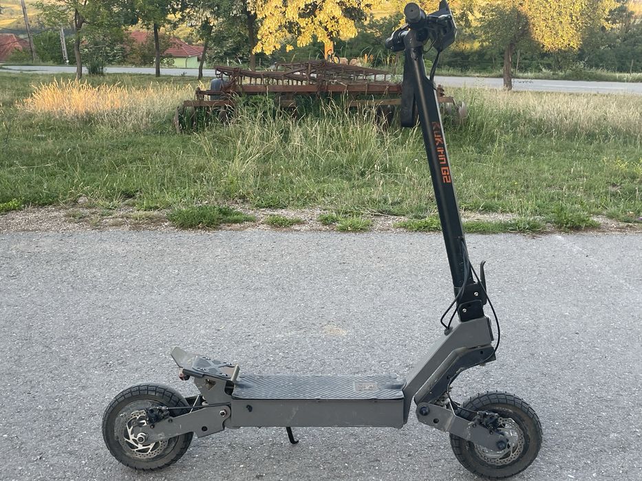 Trotineta electrica kukirin g 2