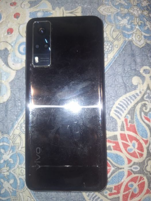 Телефон Vivo Y31