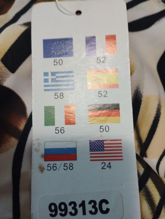 Vând costum de baie 52