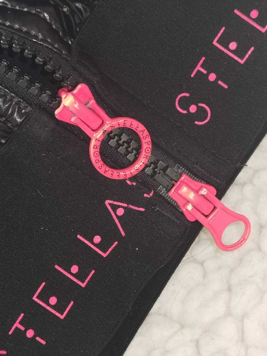 Vesta gluga detasabila neagra dama Adidas x Stella McCartney