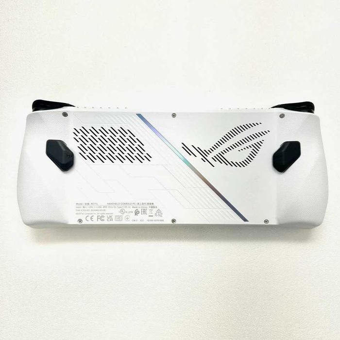 СПЕШНО! Asus ROG Ally Z1 Extreme – НАМАЛЕНА ЦЕНА 850 лв.