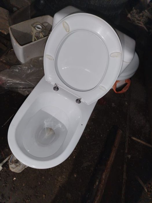 Унитаз сантехника