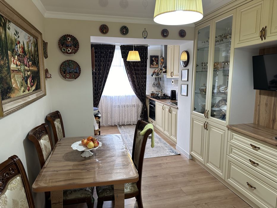 Квартира 5 комнат