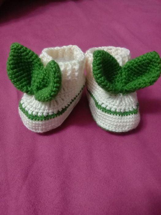 Qul mehnati bollar oyoq kiyimchalari