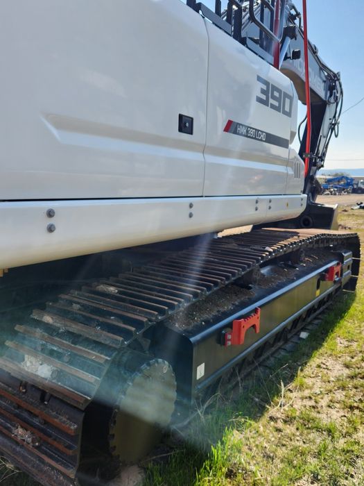 Экскаватор гусеничный Hidromek 390