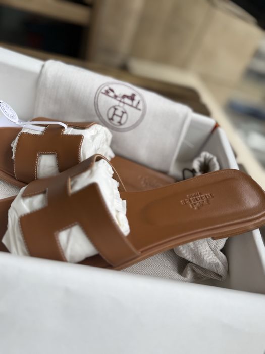 Hermes oral sandals дамски