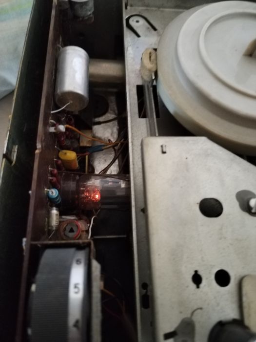 Magnetofon Unitra zk140 pe lămpi