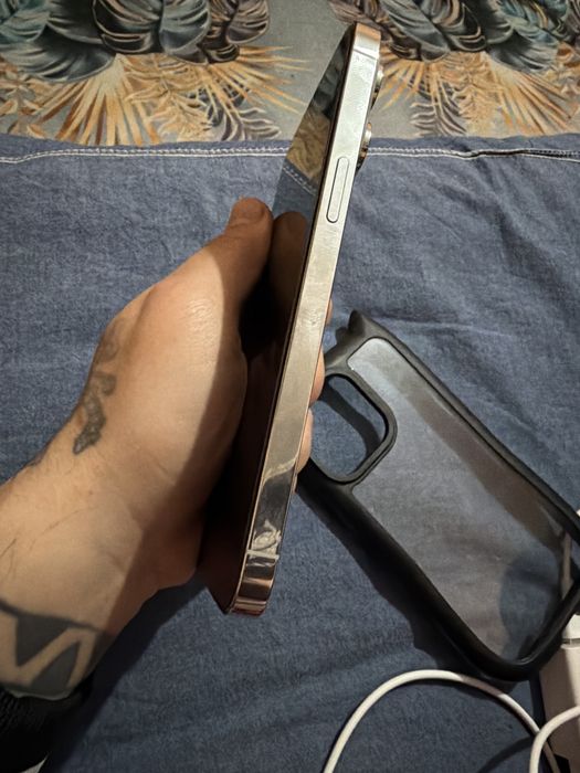 Продам iphone 14 pro max 1tb