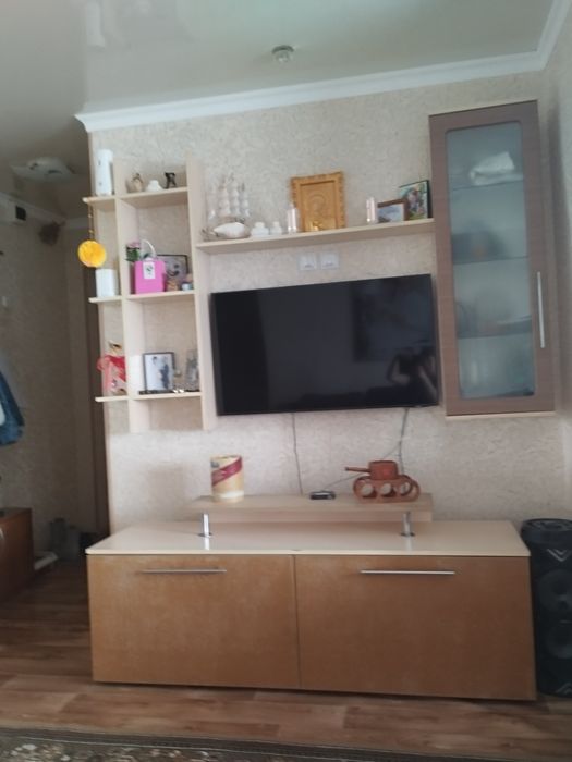 Продам стенку в хорошем состоянии