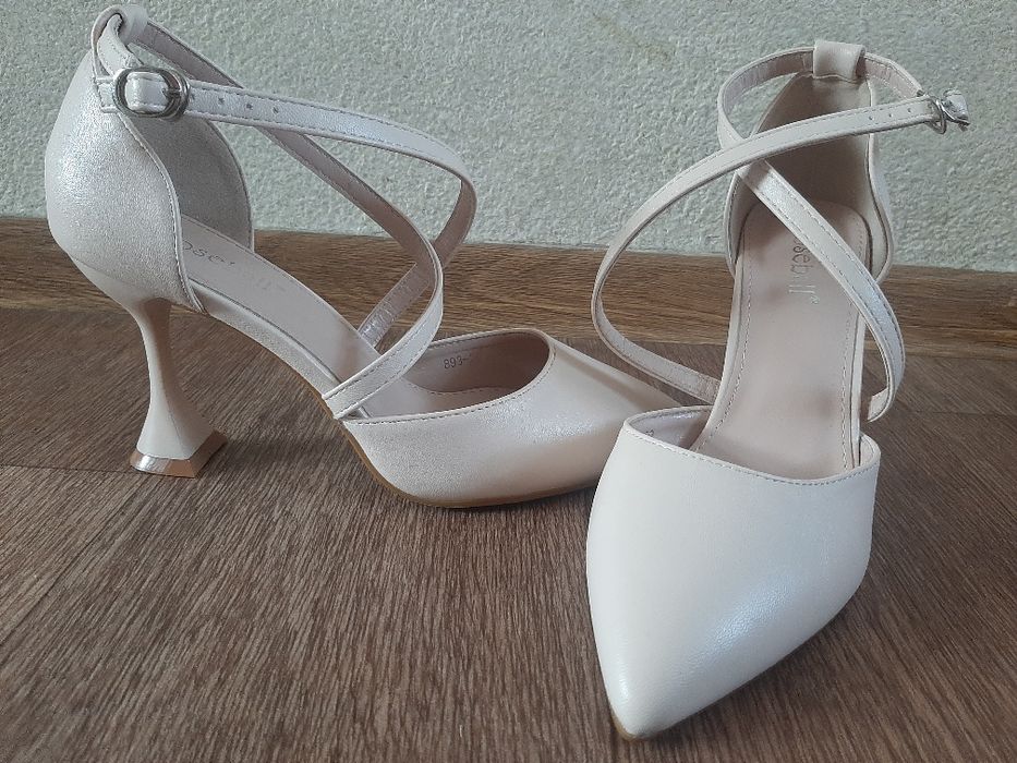 Продам     туфли