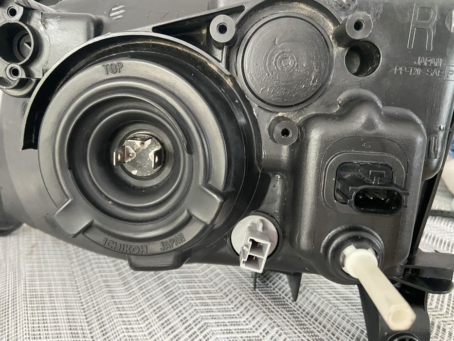 Десен Фар За Subaru Forester 1997-2003 НОВ