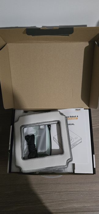 Robot curatare geamuri iHunt Smart Window 4 SUPREME Twin Spray