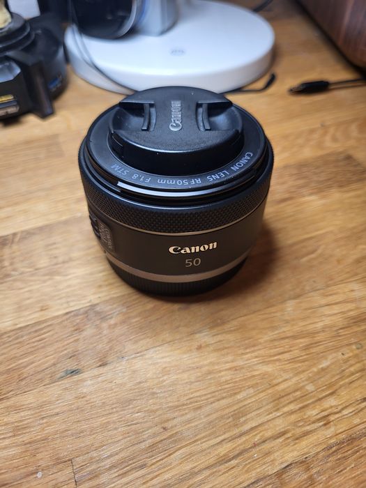 Canon 50mm rf f/1.8 STM – folosit puțin! Negociabil