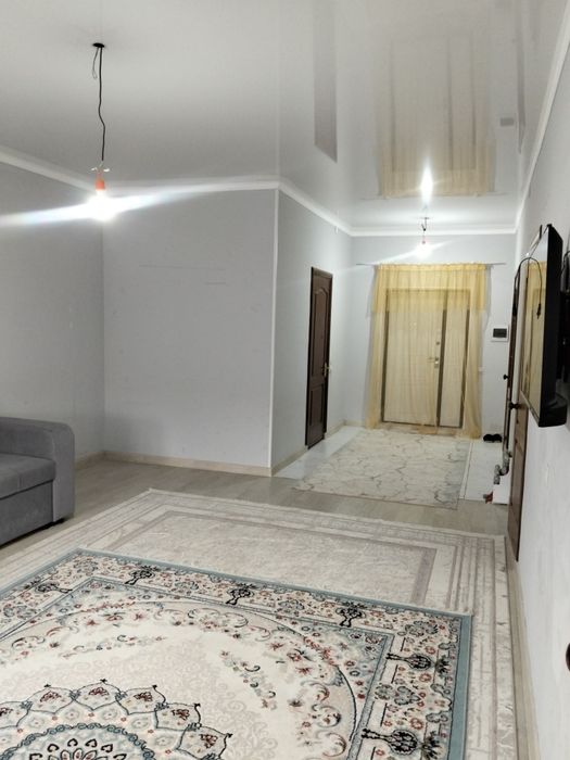 Үй сатылады. 10,5×9,5