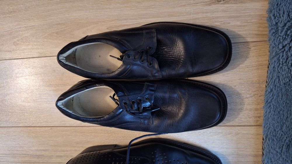 Pantofi militari