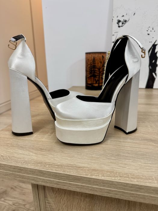Pantofi de mireasa marimea 33/34