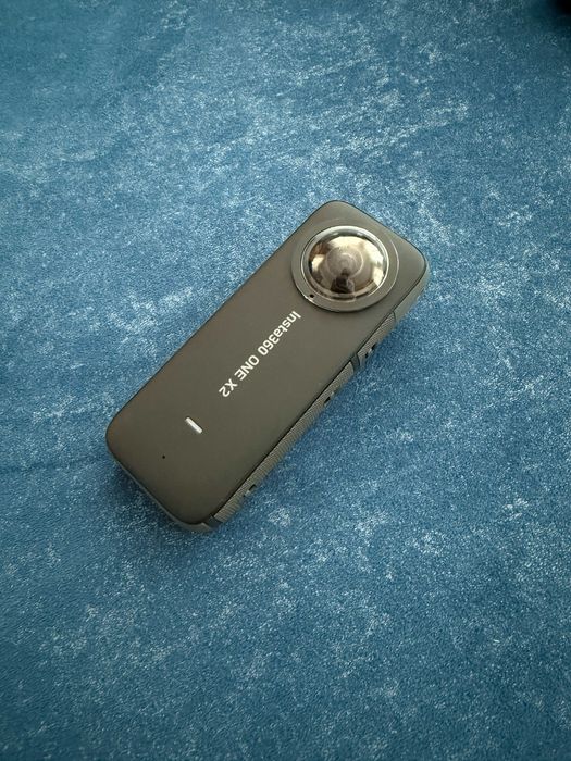 Продаю Insta360 ONE X2 (идеальное состояние)