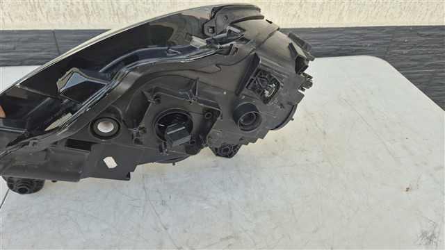 Far stanga Audi A3 Bi-xenon Led an 2016 2017 2018 2019 cod 8V0941005E Original - Factura si Garantie