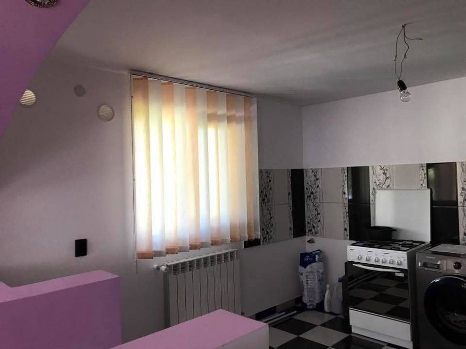 Jaluzele verticale și orizontale la comandă