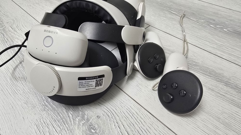Ochelarii VR Meta Quest 3s cu headstrap Bobovr