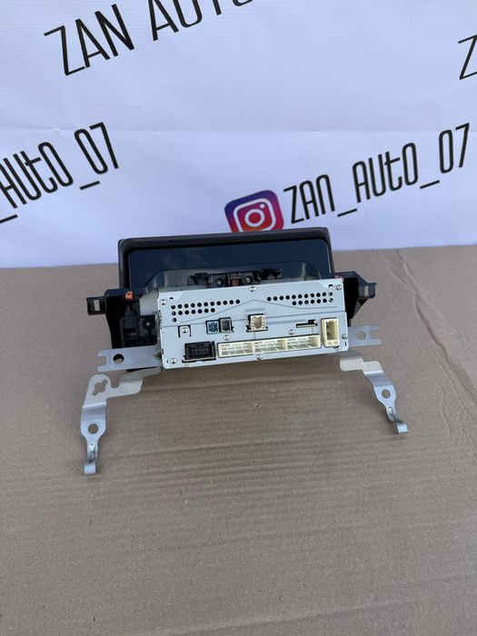 Монитор камри 75 европеец без JBL