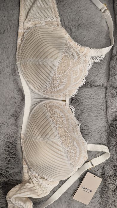 Сутиен Амоена нов за протези