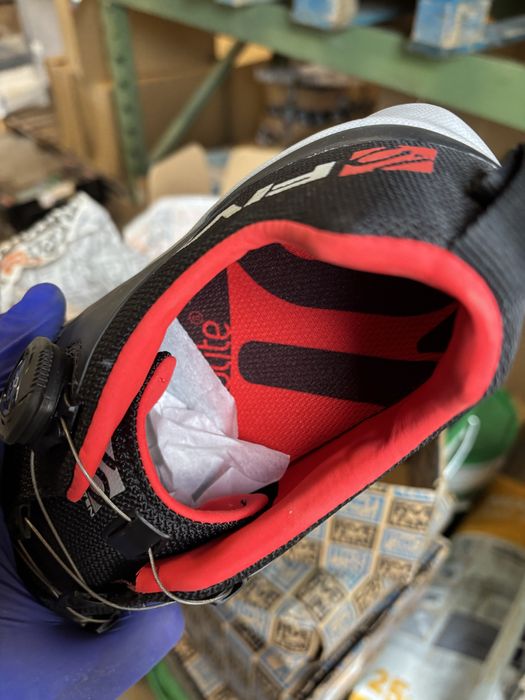 Pantofi ciclism nr 46