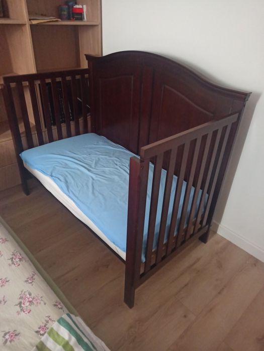 Vand patut bebe si masa de schimbat Carters