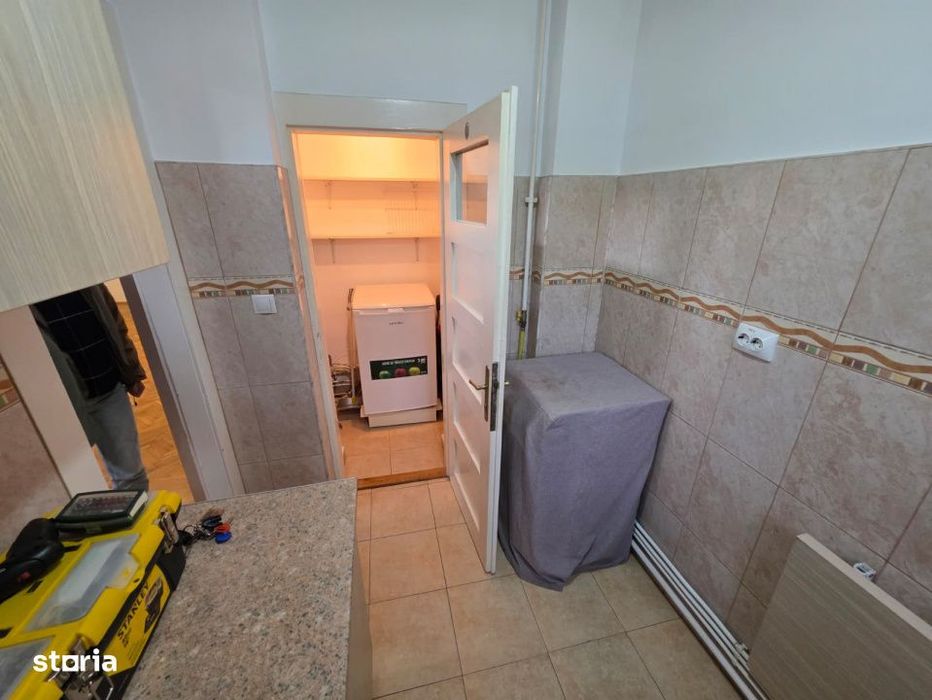 | Spatiu birou la casa | 40 mp | Zona Cipariu |