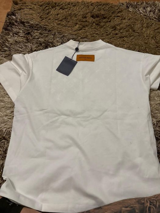 Tricou nou cu eticheta marimwa m