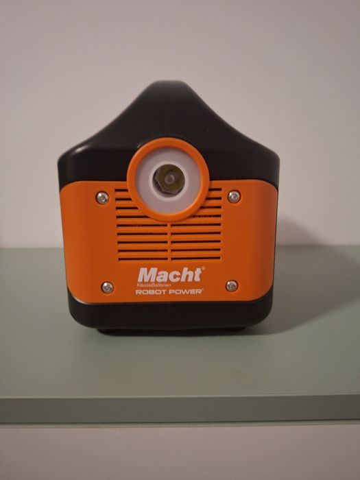 Macht 300W Portable Power Station