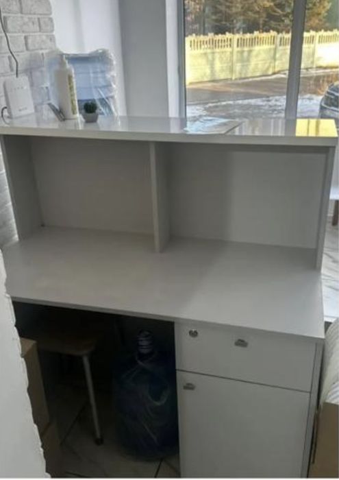 Ресепшн б/у 20000тг