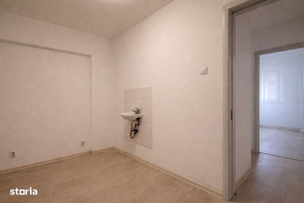 Camera de Comert - Splaiul Unirii 3 camere decomandate, 79 mp - STRADA