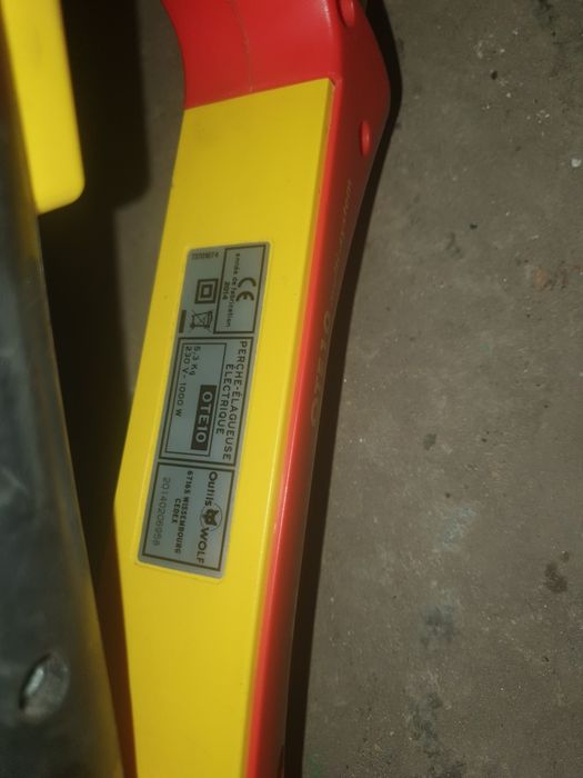 fierăstrău electric telescopic pentru piese