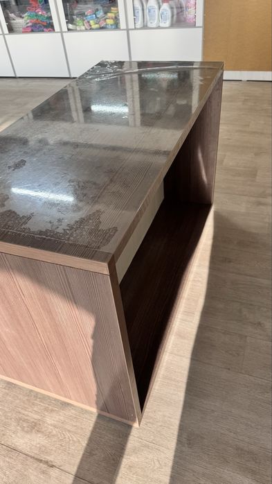 Продам обеденный стол