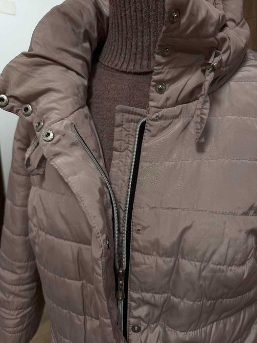 Дамско яке, размер S-M (44), използвано.