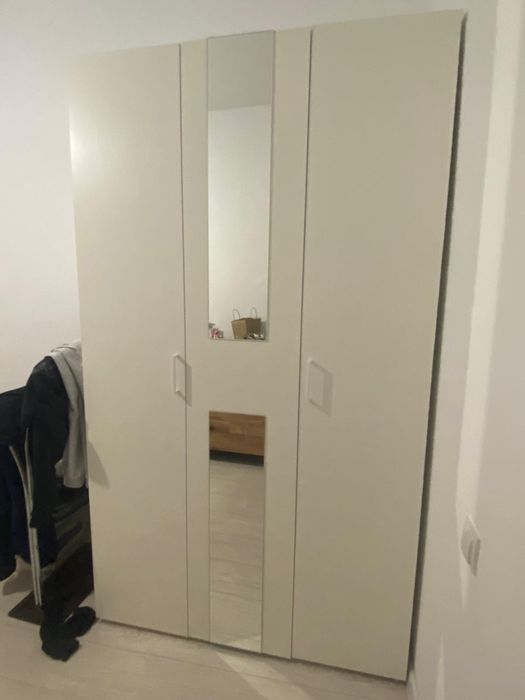 Продам шкаф новый