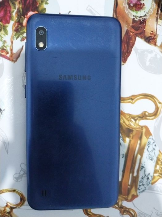 Samsung A10 32гб