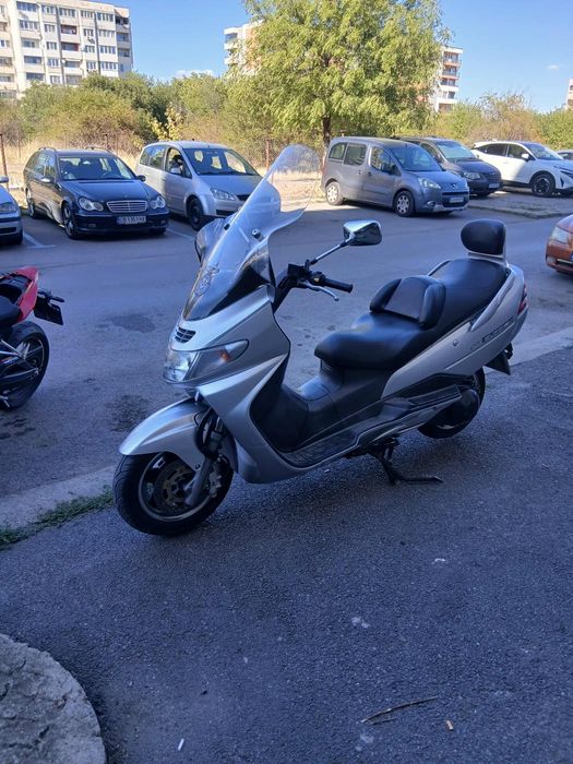 Сузуки     Бърбън