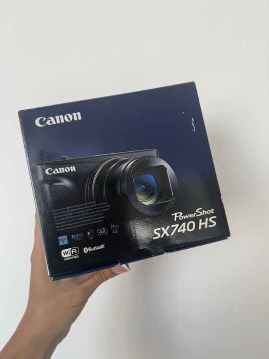 Фотоапарат Canon SX740 HS