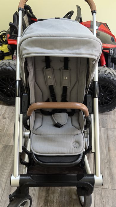 Бебешка количка Mutsy (2 в 1) + кошче за кола JOIE